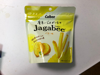「カルビー 黄色いじゃがいものJagabee バター味 袋38g」のクチコミ画像 by こつめかわうそさん