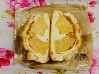 「ローソン Uchi Cafe’ Specialite 陽まるアップルパイ」のクチコミ画像 by なしなしなしなしさん