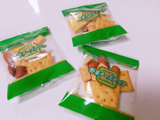 「泉屋製菓総本舗 野菜チーズナッツ 袋6.5g×13」のクチコミ画像 by nag～ただいま留守にしております～さん