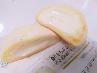 「ローソン もちぷよ 北海道産牛乳入りミルククリーム」のクチコミ画像 by nag～ただいま留守にしております～さん