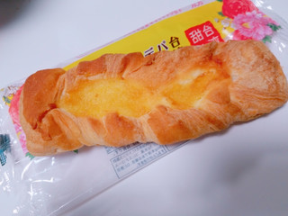 「フランソア We 台湾風パインケーキデニッシュ 袋1個」のクチコミ画像 by nag～ただいま留守にしております～さん