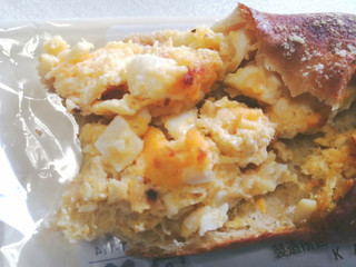 「ローソン NL たんぱく質が摂れるチキンとたまごパン」のクチコミ画像 by レビュアーさん
