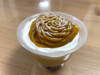 「モンテール 小さな洋菓子店 北海道かぼちゃのプリン カップ1個」のクチコミ画像 by こつめかわうそさん