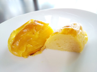 「セブン-イレブン 発酵バター香る 黄金色スイートポテト」のクチコミ画像 by riko shibanumaさん