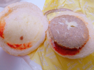 「ヤマキ チーズバーガー ミートソース 1個」のクチコミ画像 by nag～ただいま留守にしております～さん