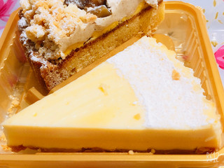 「ドンレミー モンブランタルト＆NYチーズケーキ パック2個」のクチコミ画像 by なしなしなしなしさん