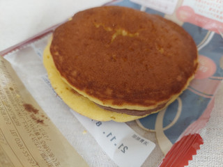 「オランジェ 森永ミルクココアのパンケーキ 袋1個」のクチコミ画像 by 抹茶らてさん