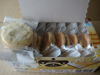 「森永製菓 ホワイトチョコチップクッキー 箱12枚」のクチコミ画像 by よしよしよっしーさん