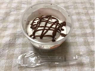 「ローソン Uchi Cafe’ おぼれクリームのチョコブラウニー」のクチコミ画像 by nagomi7さん