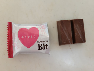 「ブルボン ビット コクミルク バレンタインパッケージ 袋15g」のクチコミ画像 by レビュアーさん