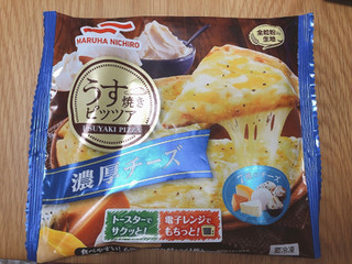 「アクリ うす焼きピッツァ うす焼きピッツァ濃厚チーズ 袋1枚」のクチコミ画像 by みもとさん