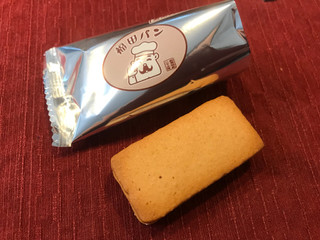 「寿製菓 おとぎの里 あんバターサンドクッキー 箱6枚」のクチコミ画像 by やにゃさん