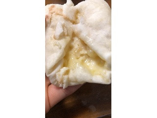 「ローソン ピザロール もちもちクアトロフォルマッジ」のクチコミ画像 by ぐっちーずさん