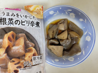 「トップバリュ シャキッとした食感 蒟蒻と根菜のピリ辛煮 袋95g」のクチコミ画像 by レビュアーさん