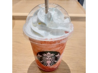 「スターバックス ストロベリー フラペチーノ」のクチコミ画像 by 祐也ちくわさん