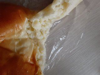 「パン工房ひかり 菓子パン クリームパン 袋1個」のクチコミ画像 by もこもこもっちさん