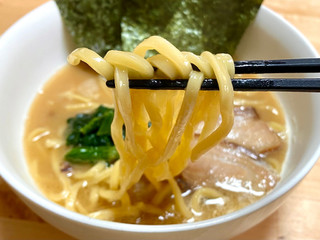 「キンレイ なべやき屋キンレイ お水がいらない 横浜家系ラーメン 袋456g」のクチコミ画像 by 踊る埴輪さん