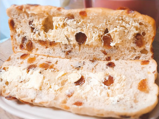 「ミニストップ MINISTOP CAFE ぶどう好きのぶどうパン」のクチコミ画像 by おわーさん