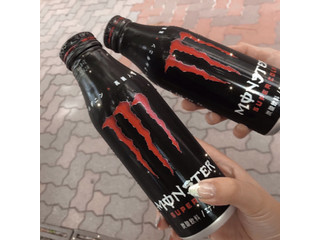 「モンスターエナジー モンスター スーパーコーラ 缶500ml」のクチコミ画像 by 惰眠を貪るさん