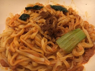 日清中華 汁なし担々麺 大盛り