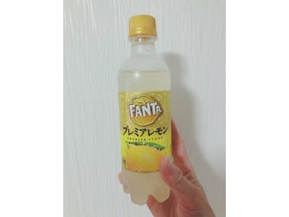 「コカ・コーラ ファンタ プレミアレモン ペット380ml」のクチコミ画像 by ちゃーぼーさん