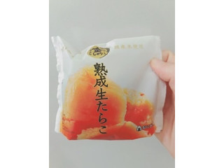 「ローソン おにぎり屋 金しゃりおにぎり 熟成生たらこ」のクチコミ画像 by ちゃーぼーさん