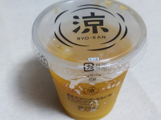 「ローソン Uchi Cafe’ まるでマンゴーみたいなマンゴープリン」のクチコミ画像 by 抹茶らてさん