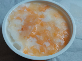 「セブン＆アイ セブンプレミアム ピーチヨーグルト味氷 カップ160ml」のクチコミ画像 by 抹茶らてさん