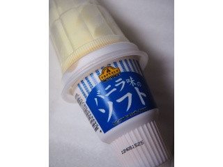 トップバリュ バニラ味のソフト