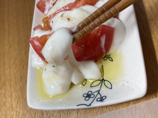 「茂蔵 モッツァレラ豆腐」のクチコミ画像 by もぐミさん