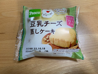 「Pasco 豆乳チーズ蒸しケーキ 袋1個」のクチコミ画像 by ssshinjiさん