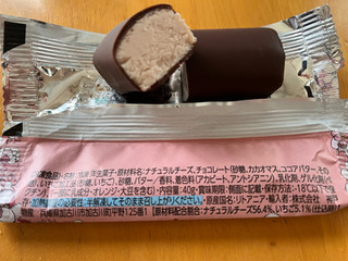 「神戸物産 PASAKA チーズケーキバー ストロベリー 袋40g」のクチコミ画像 by わやさかさん