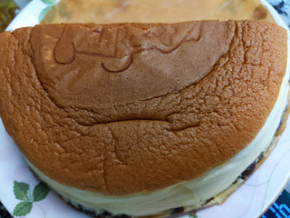 「りくろーおじさんの店 焼きたてチーズケーキ」のクチコミ画像 by おうちーママさん