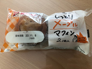 「神戸屋 しっとりメープルマフィン 袋2個」のクチコミ画像 by こつめかわうそさん