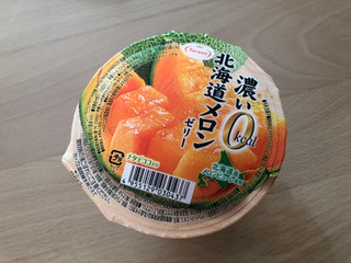 「たらみ 濃い北海道メロンゼリー 0kcal カップ225g」のクチコミ画像 by こつめかわうそさん