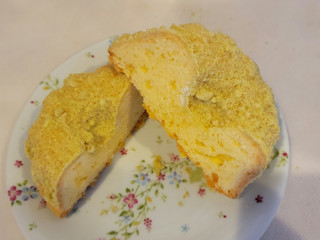 「彩裕フーズ メロンパンみたいなパウンドケーキ 1個」のクチコミ画像 by 紫の上さん