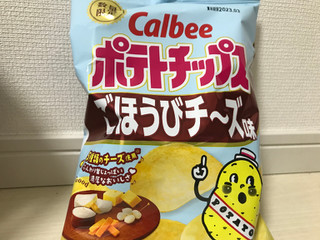 「カルビー ポテトチップス ごほうびチ～ズ味 袋60g」のクチコミ画像 by ちゅんちゅーーんさん