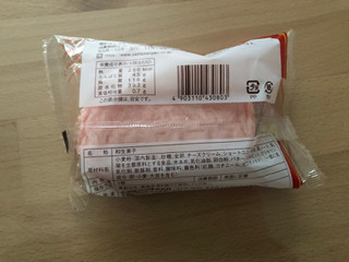 「ヤマザキ 北海道チーズ蒸しケーキ いちご味 袋1個」のクチコミ画像 by こつめかわうそさん