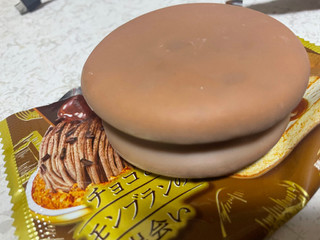 「ロッテ チョコパイアイス ショコラモンブラン 袋50ml」のクチコミ画像 by SALTさん