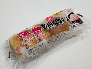 「ヤマザキ 薄皮 桜餅風味パン 袋4個」のクチコミ画像 by ばぶたろうさん