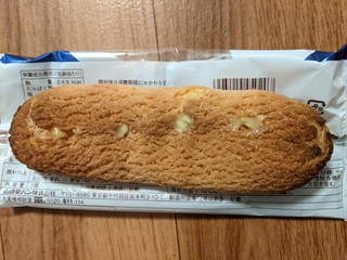 「ヤマザキ スティッククッキーシュー カスタードシュー 袋1個」のクチコミ画像 by ゅぃぽんさん