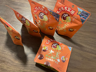 「森永製菓 大玉チョコボール もちもちチョコ 袋45g」のクチコミ画像 by もぐきちさん