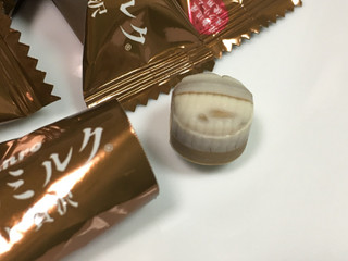「カンロ 金のミルクキャンディ カフェラテ 袋70g」のクチコミ画像 by レビュアーさん