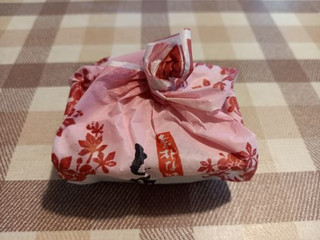「宝製菓 飛騨たからや 素外な味わい とち餅 袋7個」のクチコミ画像 by Mr.にゃんちゅうさん