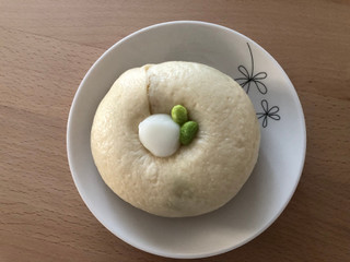 「Ano Bagle ずんだあん＆白玉クリームチーズ 一個」のクチコミ画像 by こつめかわうそさん