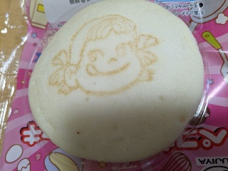 中評価】不二家 ペコちゃんパンケーキ ペコチョコレート入れちゃいまし