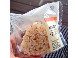 ローソン 胡麻さけおにぎり（ローソン）クチコミ46件・評価4.6/7点