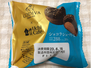 「ローソン Uchi Cafe’ × GODIVA ショコラシュークリーム」のクチコミ画像 by nagomi7さん
