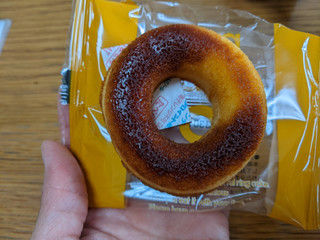 「クローバー神戸 神戸プティングケーキ プリンのリングケーキ」のクチコミ画像 by レビュアーさん