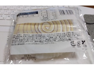 ローソン うずまきロールケーキ